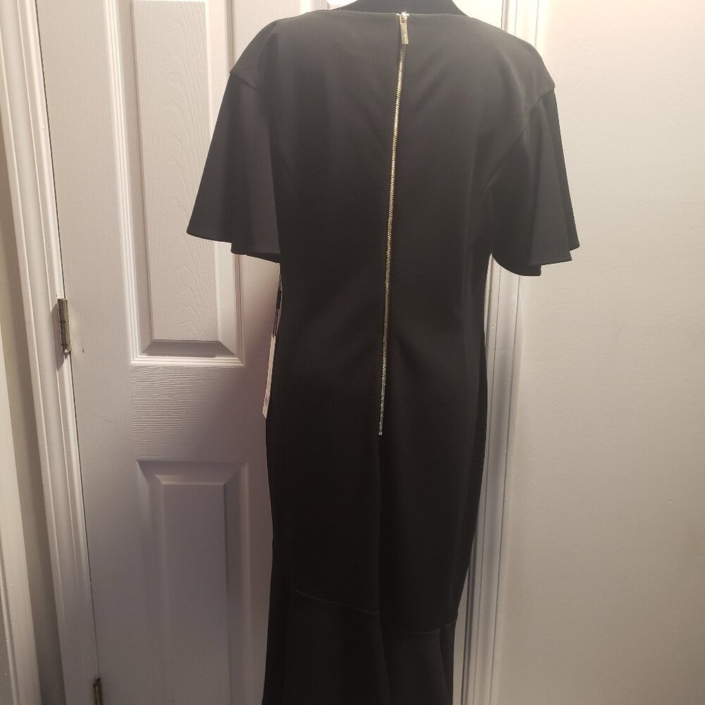 Calvin Klein black dress - Picture 2 of 7